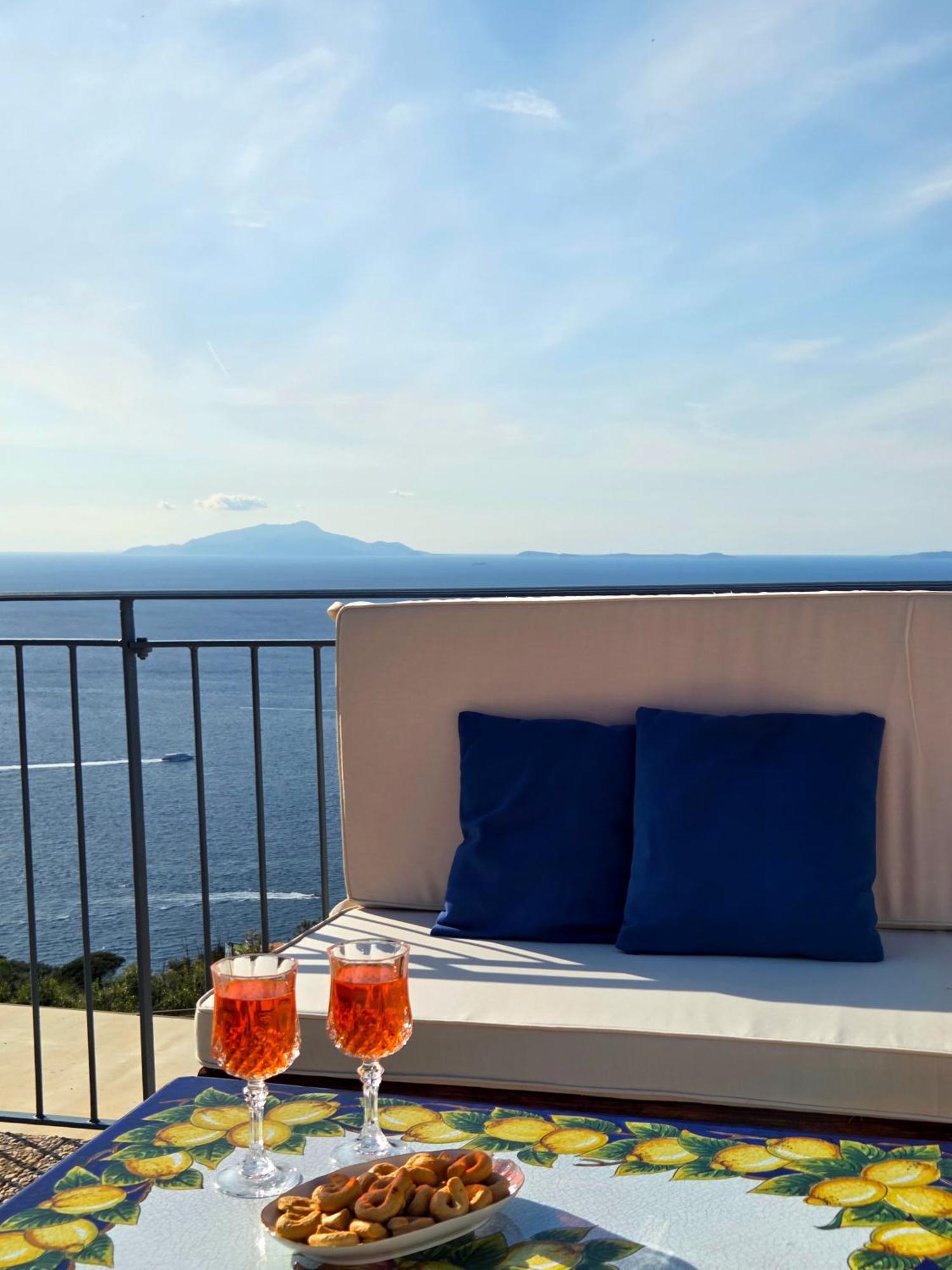 Sun & Relax, Relaxing Location With Seaview Villa Massa Lubrense Exterior photo