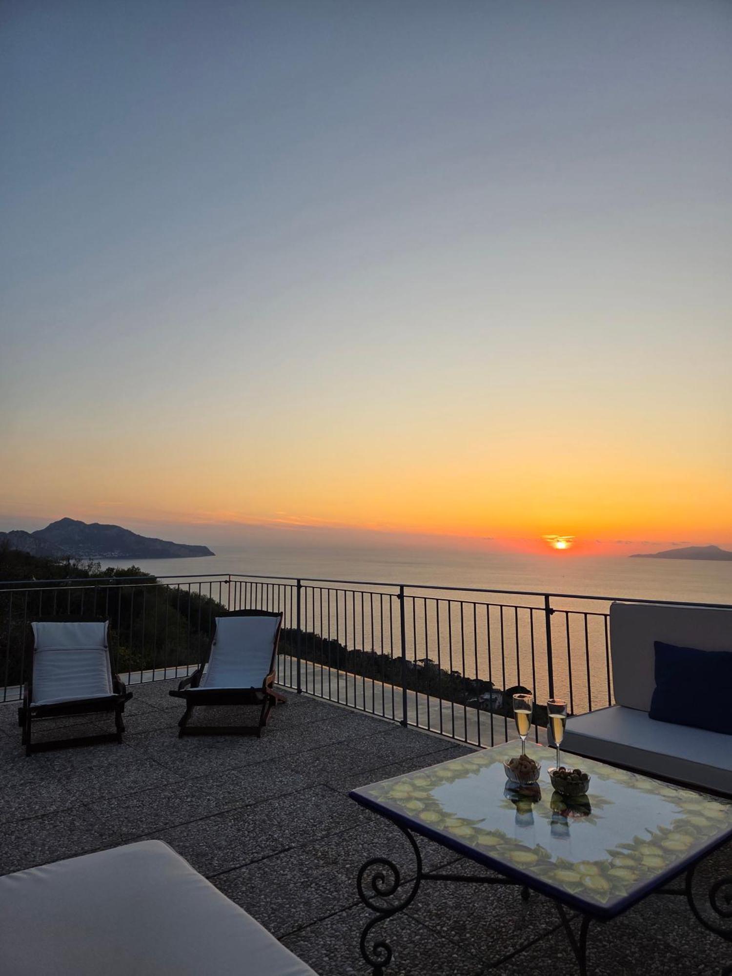 Sun & Relax, Relaxing Location With Seaview Villa Massa Lubrense Exterior photo