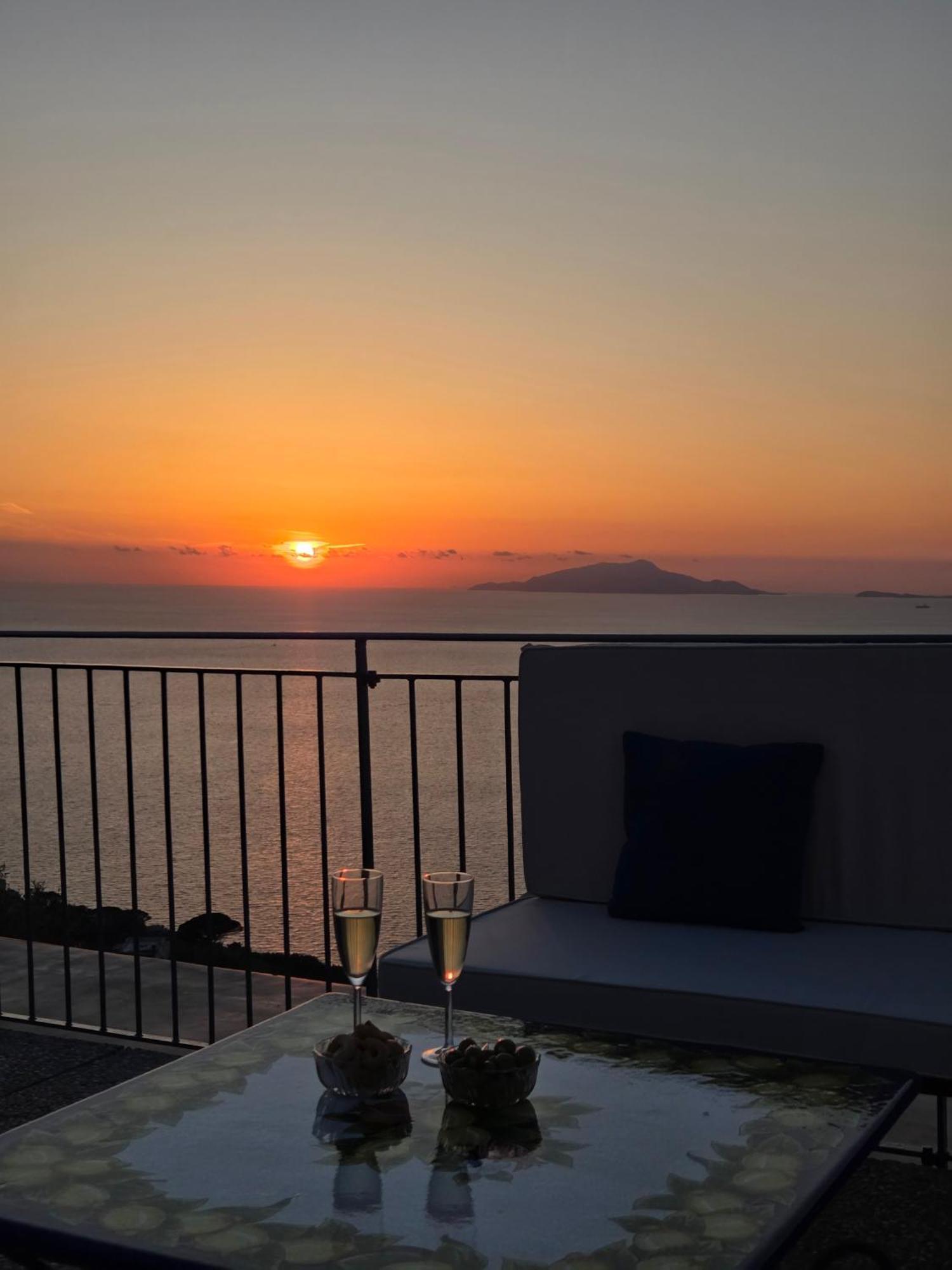 Sun & Relax, Relaxing Location With Seaview Villa Massa Lubrense Exterior photo